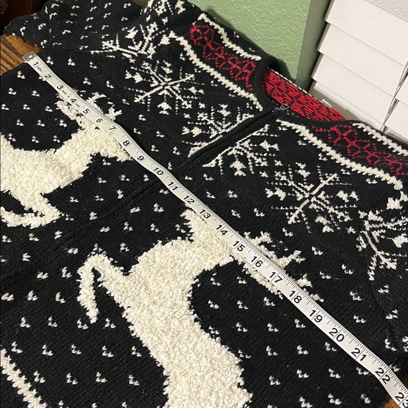 Vintage Christmas Sweater Snowflakes Reindeer Fair Isle - Picture 8 of 8